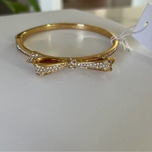 Kate Spade NY Gold Plated Bow Pave Bracelet NWT NEW Gift Women VERY FIRM